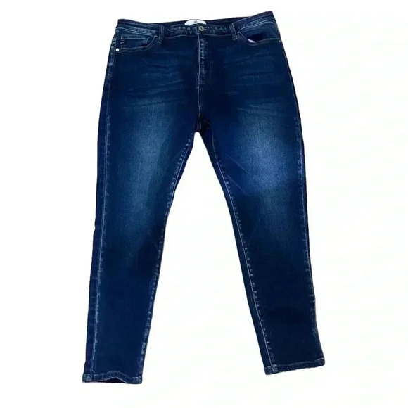 Kancan Estilo Dark Wash Jeans Size 3X - Picture 1 of 4
